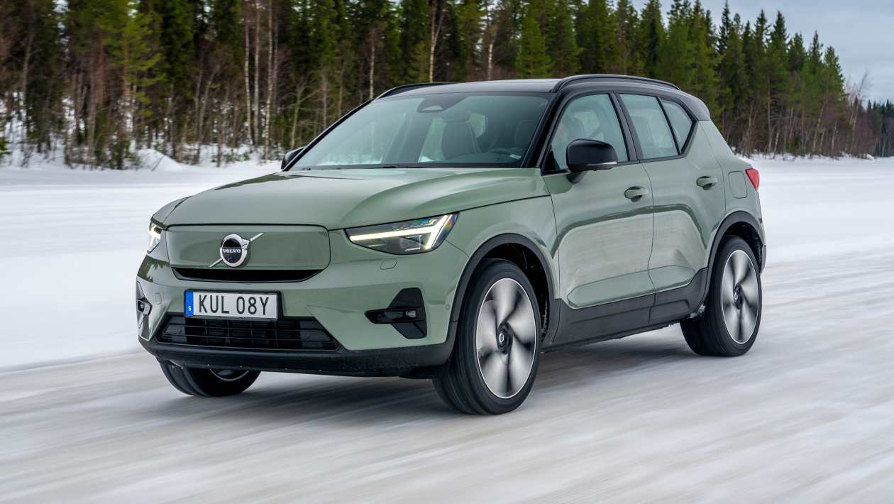 Volvo EX40 review DrivingElectric